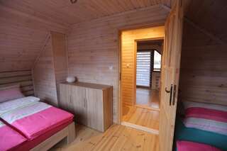 Комплексы для отдыха с коттеджами/бунгало Sosnowe Domki Реваль Шале с двумя спальнями-8